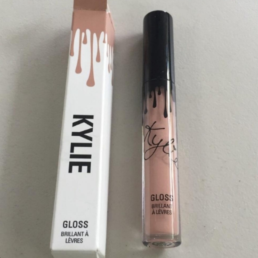So Cute-  Kylie lip Gloss